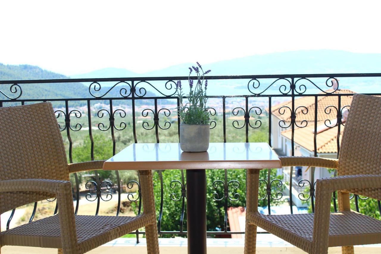 Hotel Defkalion Alli Meria Екстер'єр фото